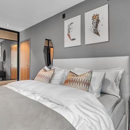 Penthouse In Downtown Tromso New Apartment Екстериор снимка