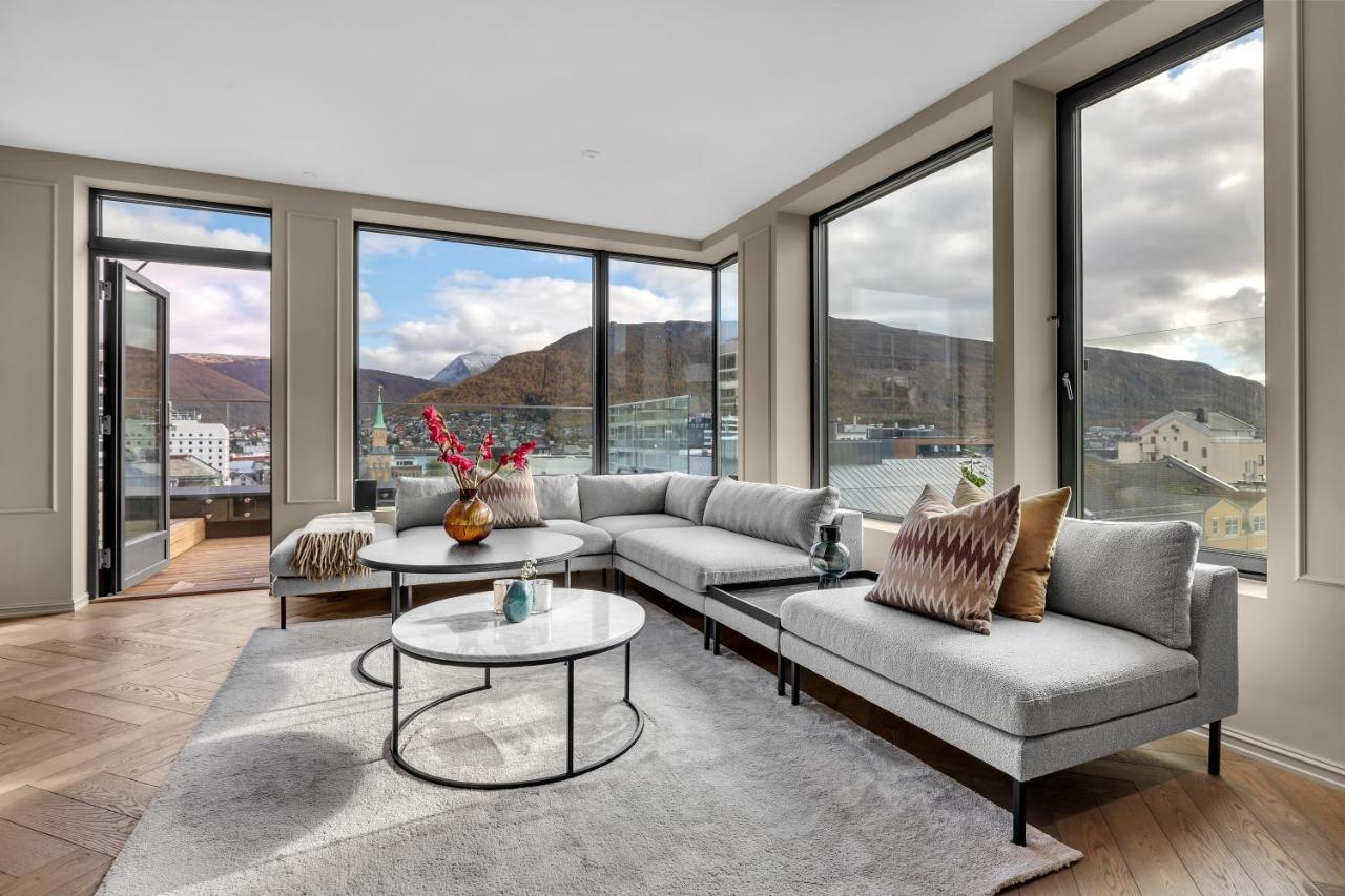 Penthouse In Downtown Tromso New Apartment Екстериор снимка