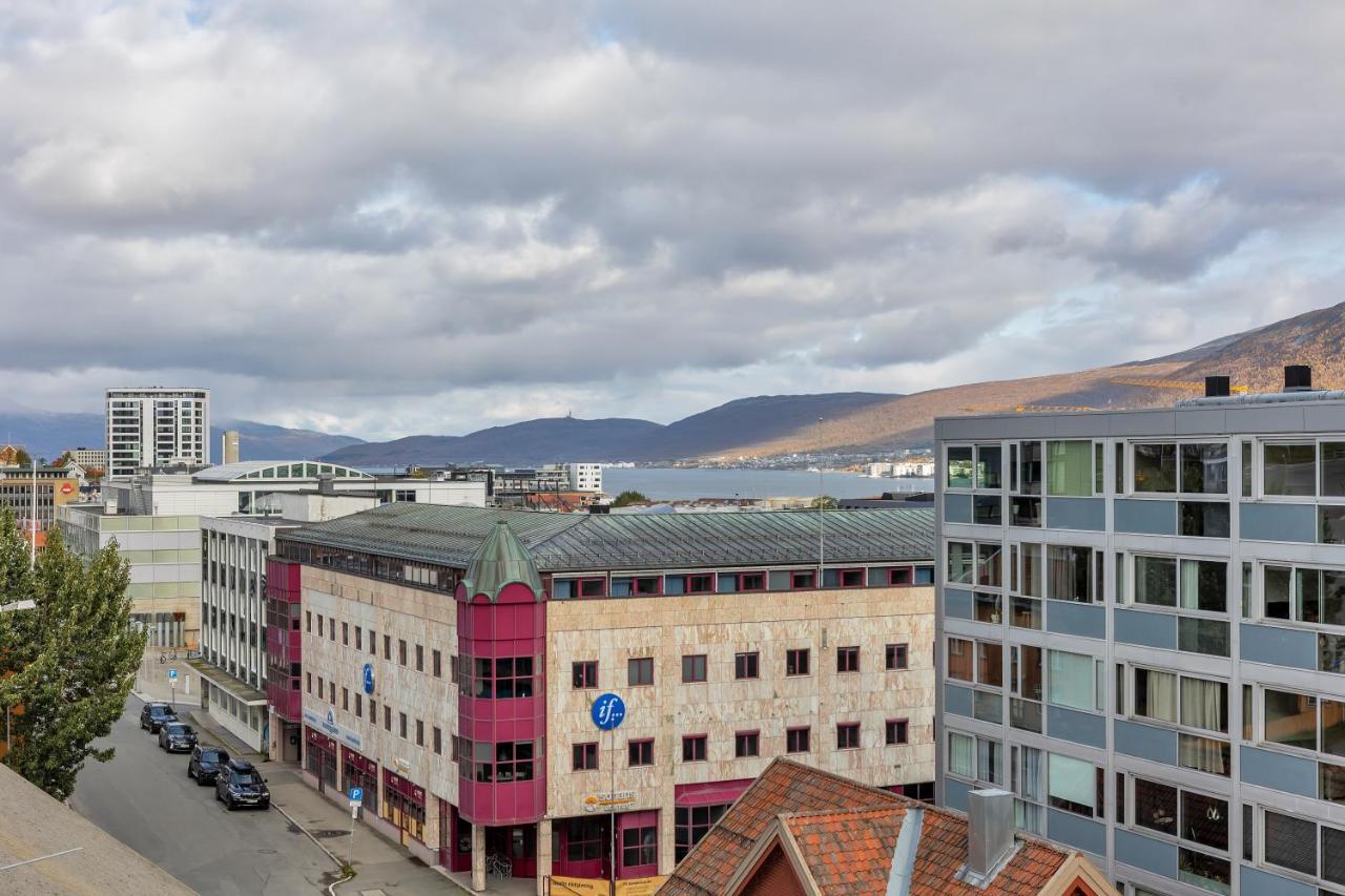 Penthouse In Downtown Tromso New Apartment Екстериор снимка
